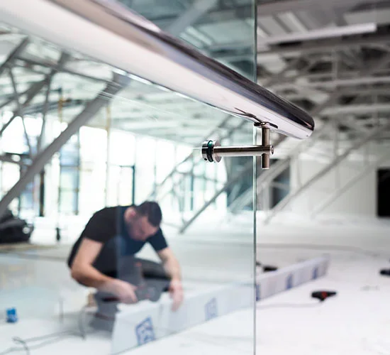 University, FL highly skilled glass repair technicians