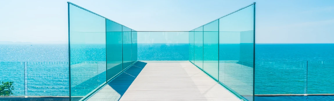 Customized Glass Pool Fence Repair Services in University, FL