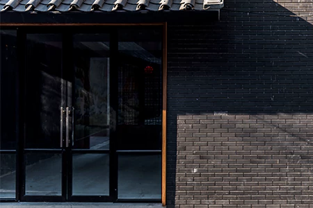 Storefront Glass Installers in University, FL